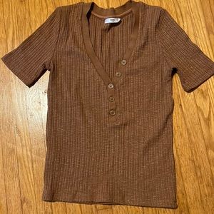 ✨3 for $30✨ Mango Tan Blouse